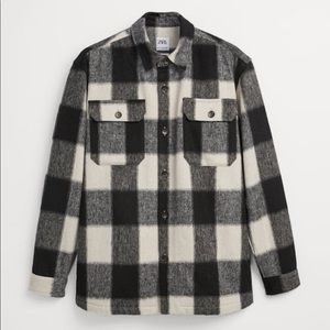 Zara Men’s textured plaid overshirt